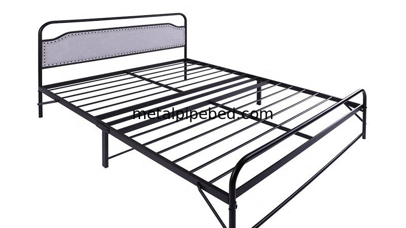 Bedroom Villa Industrial Iron Bed Frame Odm In Black Color